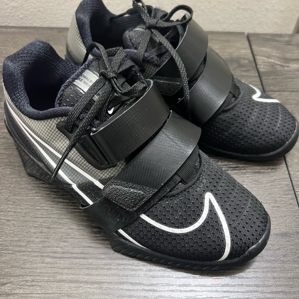 Nike Romaleos 4 weightlifting shoes great condition!